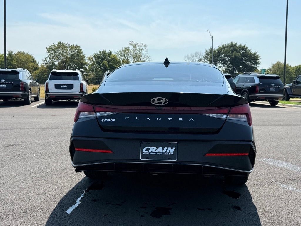 2024 Hyundai ELANTRA SEL