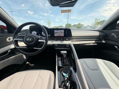 2023 Hyundai ELANTRA Limited