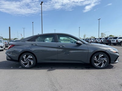 2026 Hyundai ELANTRA Limited
