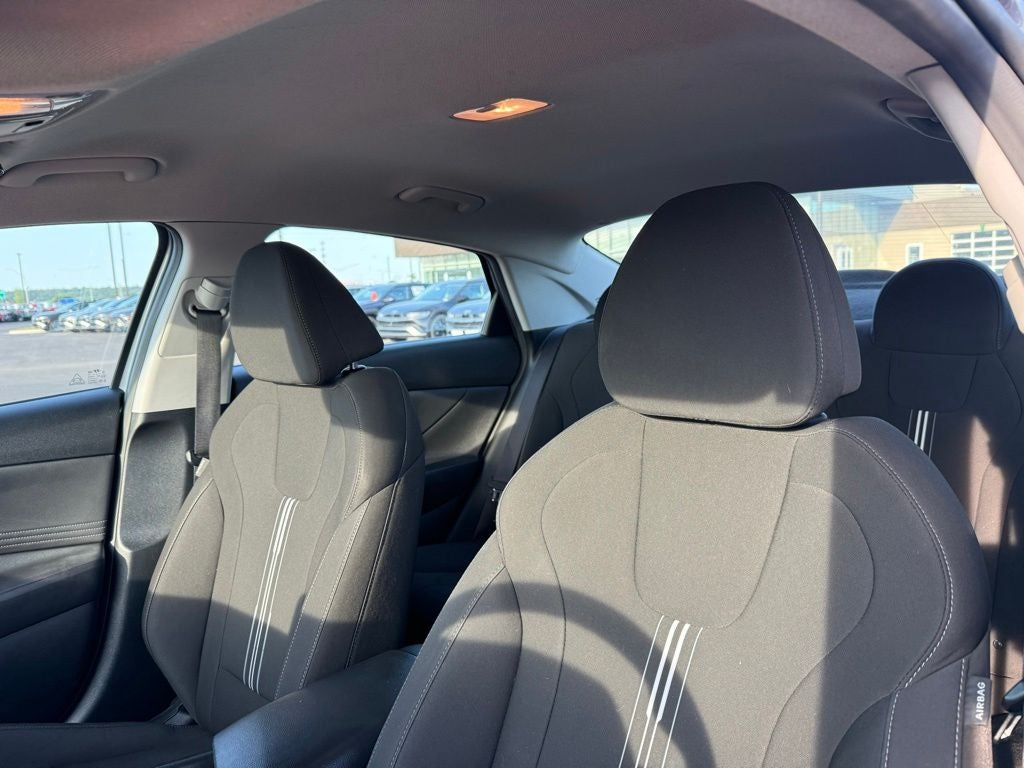 2021 Hyundai ELANTRA SEL