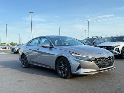 2021 Hyundai ELANTRA SEL