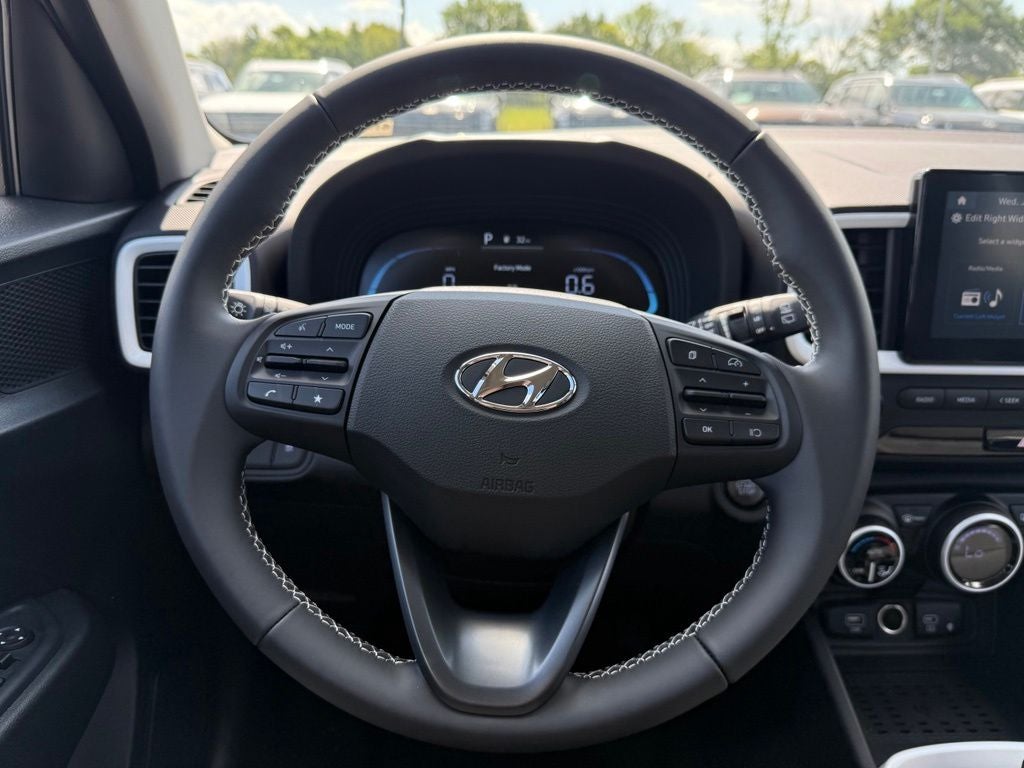 2026 Hyundai VENUE SEL W/Two-Tone Roof