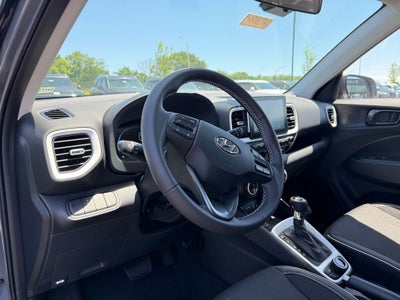 2026 Hyundai VENUE SEL W/Two-Tone Roof