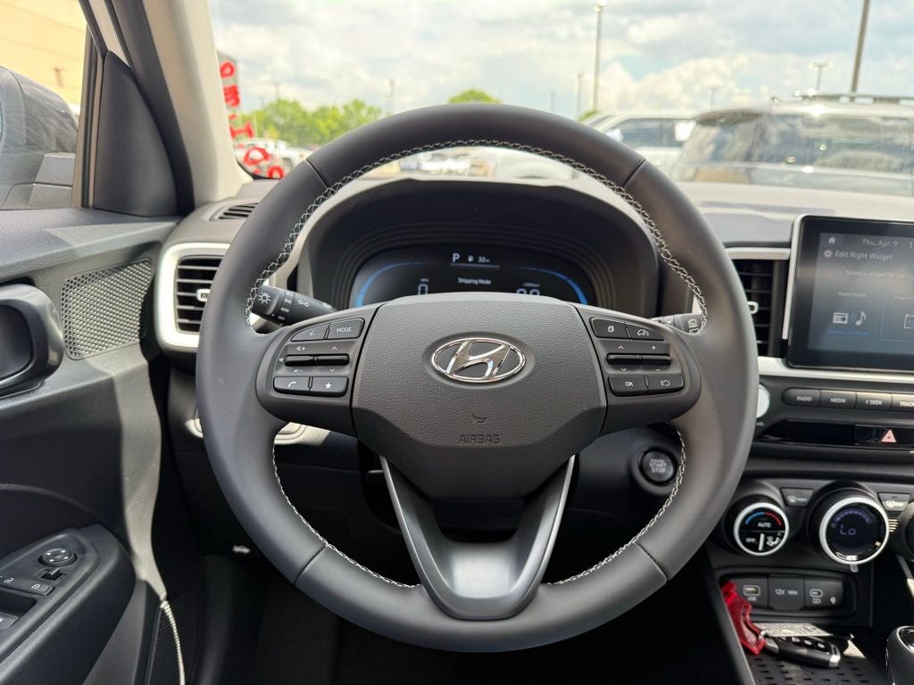 2026 Hyundai VENUE SEL W/Two-Tone Roof