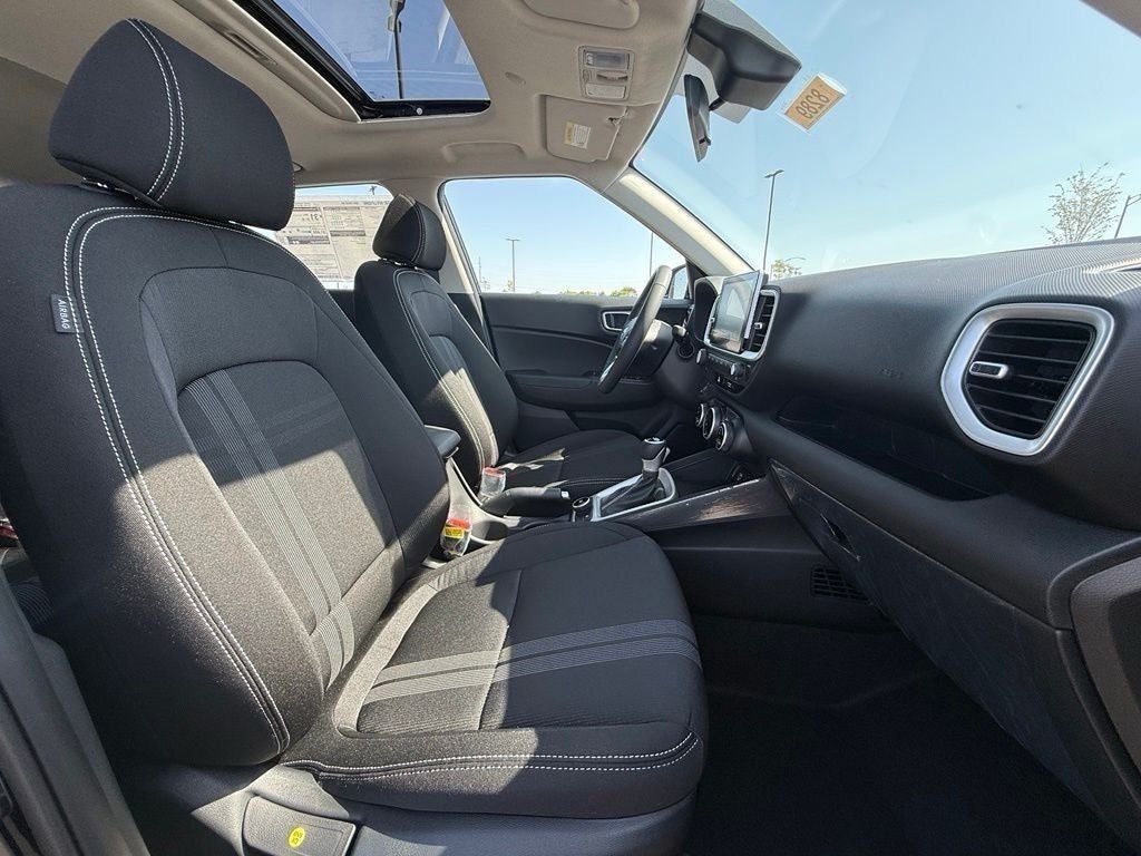 2025 Hyundai VENUE SEL CPO ELIGIBLE