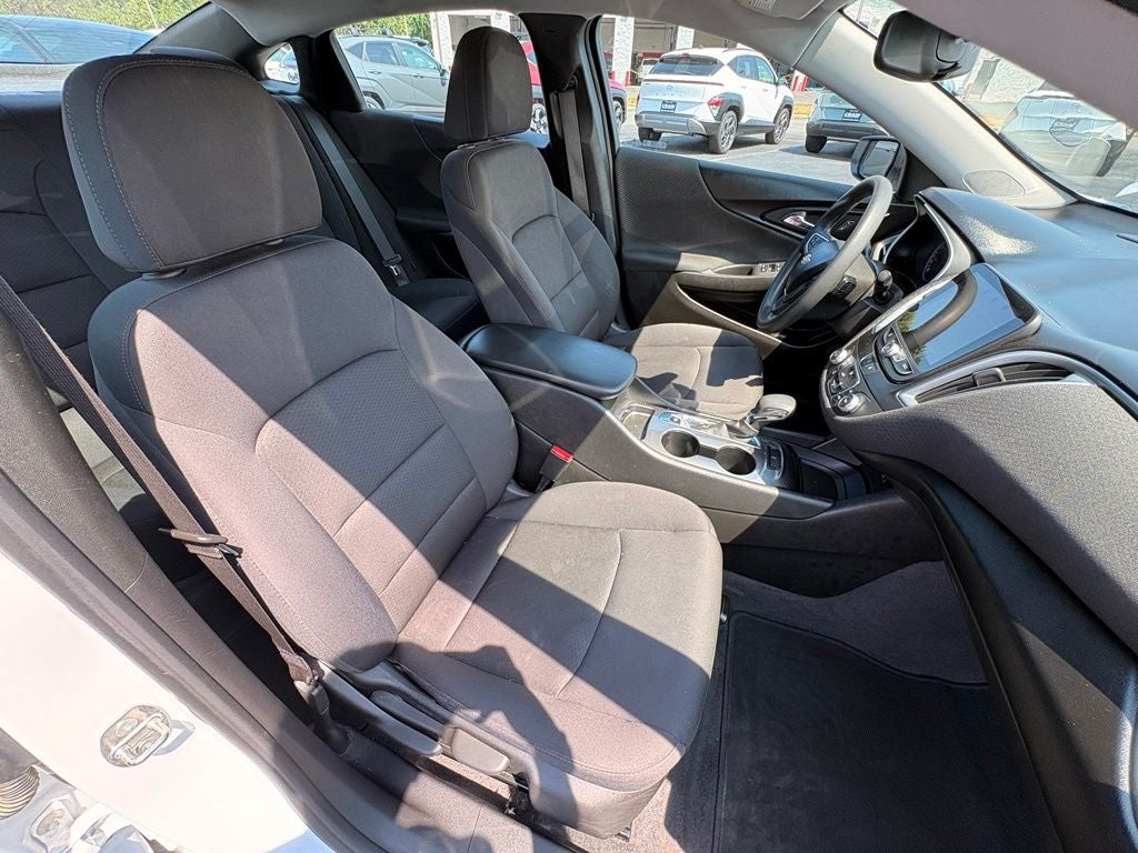 2023 Chevrolet Malibu LS 1FL
