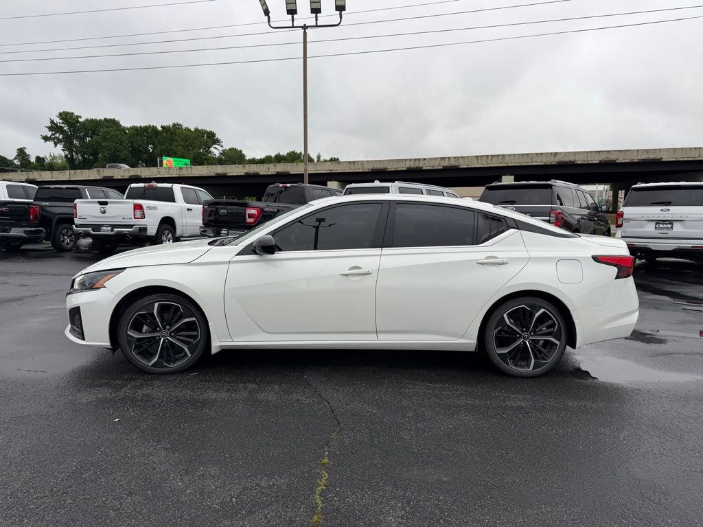 2023 Nissan Altima 2.5 SR