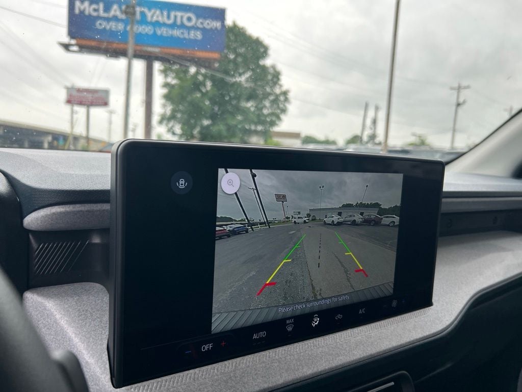 2025 Ford Maverick XLT 1-Owner / Clean Carfax / Apple CarPlay/Android Aut