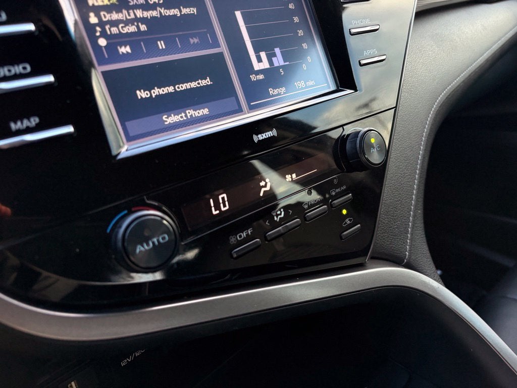 2020 Toyota Camry SE Nightshade