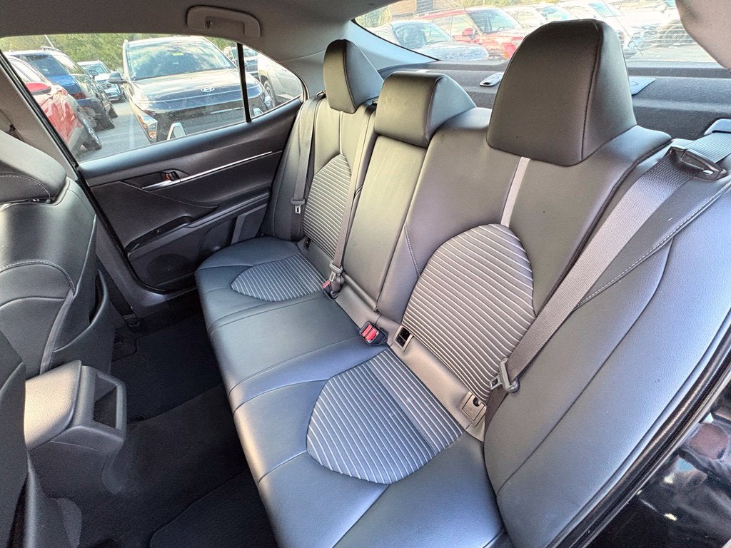 2020 Toyota Camry SE Nightshade