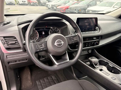 2024 Nissan Rogue S 1-Owner / Blind Spot / Rear Parking Sensors