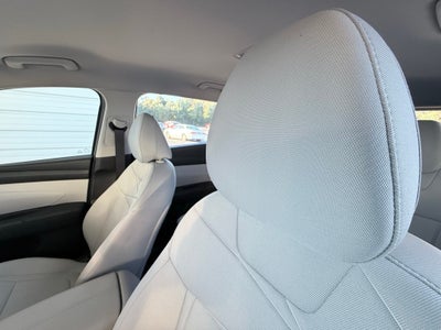 2025 Hyundai TUCSON SE FWD