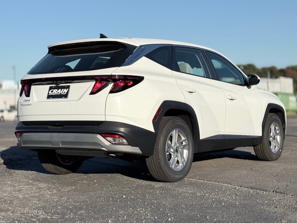 2025 Hyundai TUCSON SE FWD