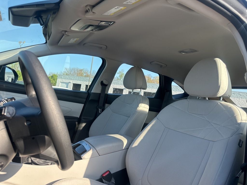 2025 Hyundai TUCSON SE