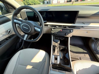 2025 Hyundai TUCSON SE
