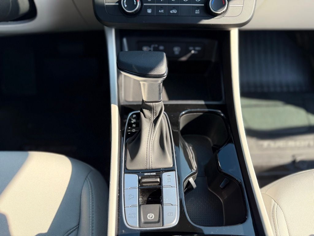 2025 Hyundai TUCSON SE