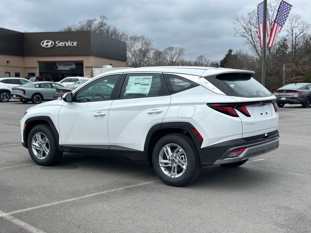 2026 Hyundai TUCSON SE FWD