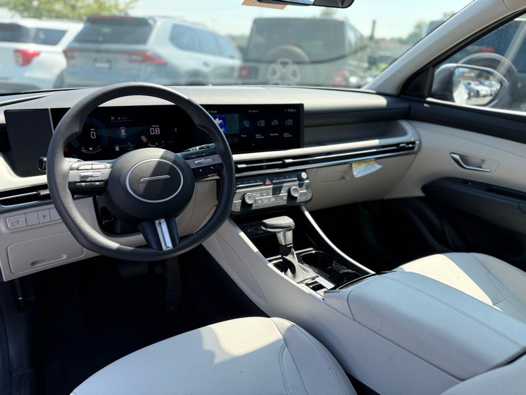 2025 Hyundai TUCSON SE AWD