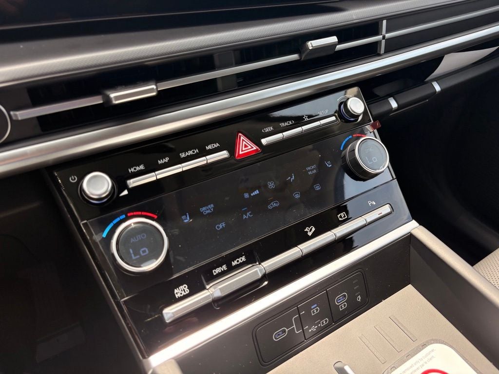 2027 Hyundai SANTA FE HYBRID SEL