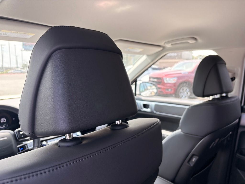 2027 Hyundai SANTA FE HYBRID SEL