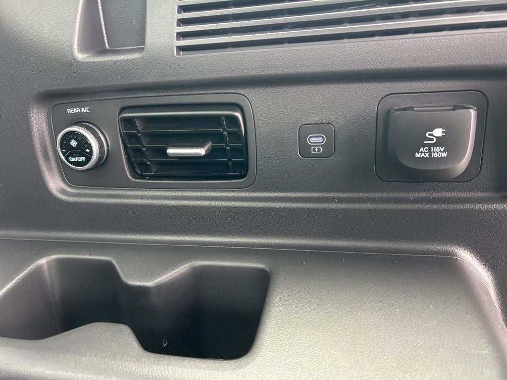 2025 Hyundai SANTA FE Limited