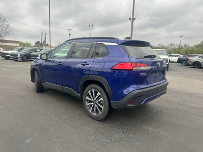 2025 Toyota Corolla Cross XLE