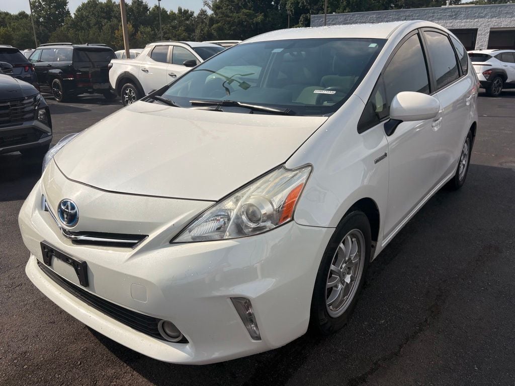 2013 Toyota Prius v Two