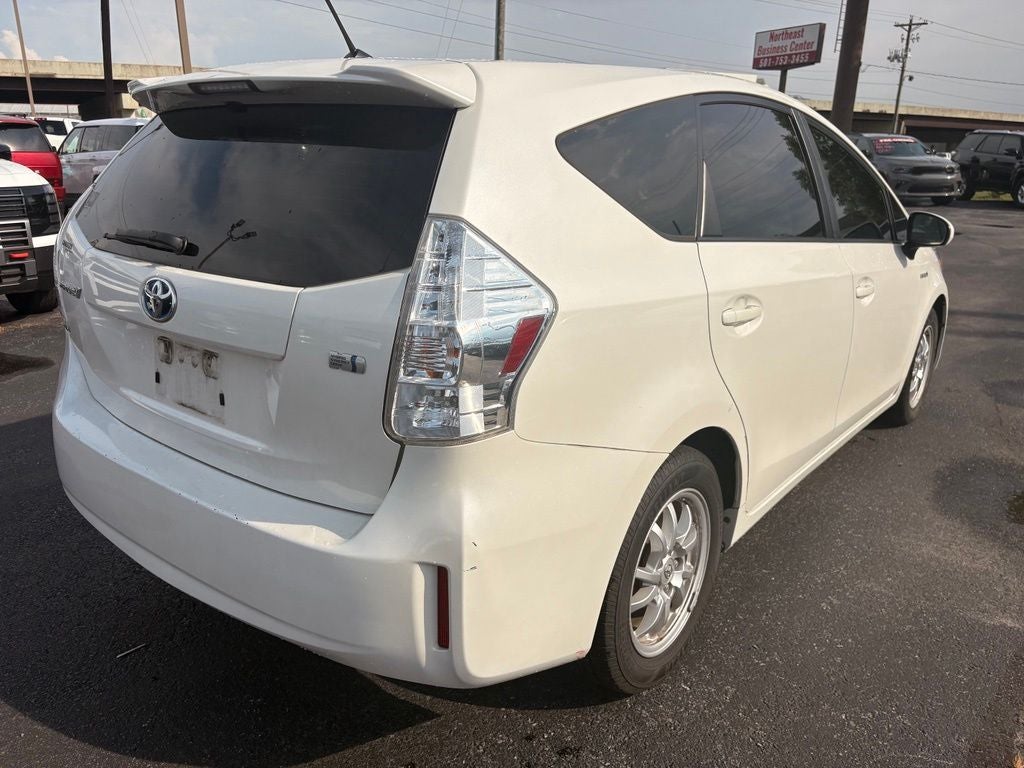 2013 Toyota Prius v Two