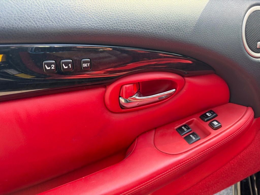2005 Lexus SC 430