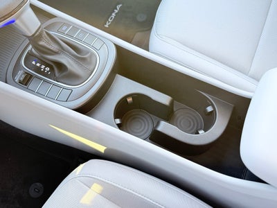 2026 Hyundai KONA SE FWD