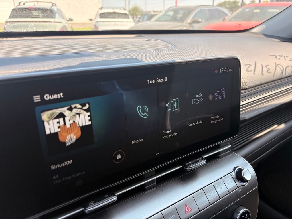 2027 Hyundai KONA SE