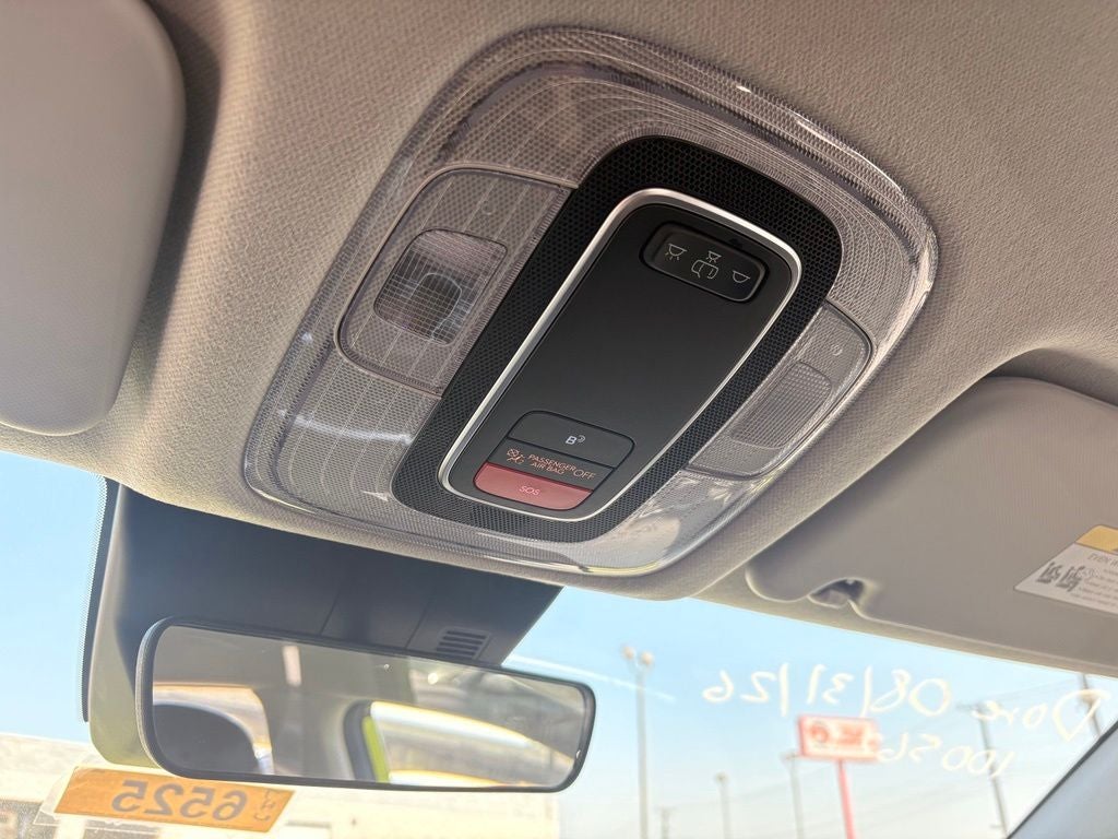 2027 Hyundai KONA SE