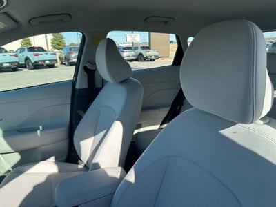 2026 Hyundai KONA SE FWD