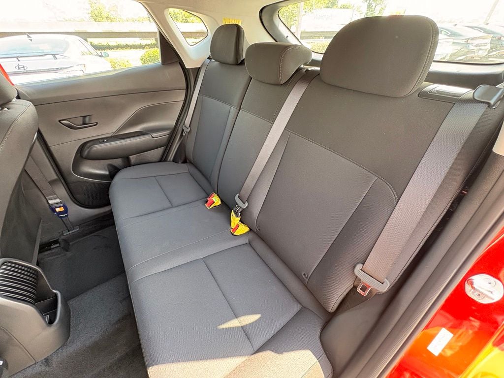 2027 Hyundai KONA SE