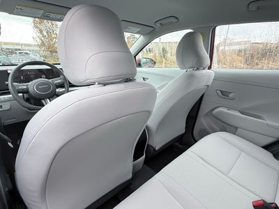 2026 Hyundai KONA SE FWD