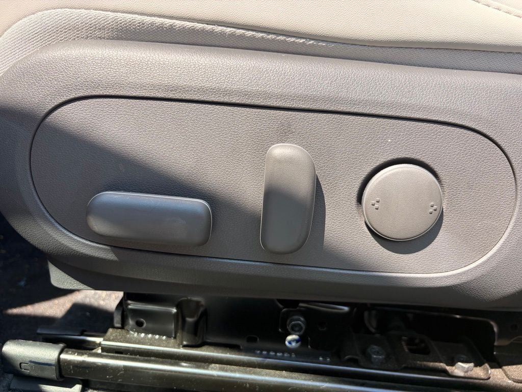 2025 Hyundai KONA Limited