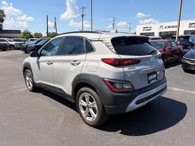 2023 Hyundai KONA SEL
