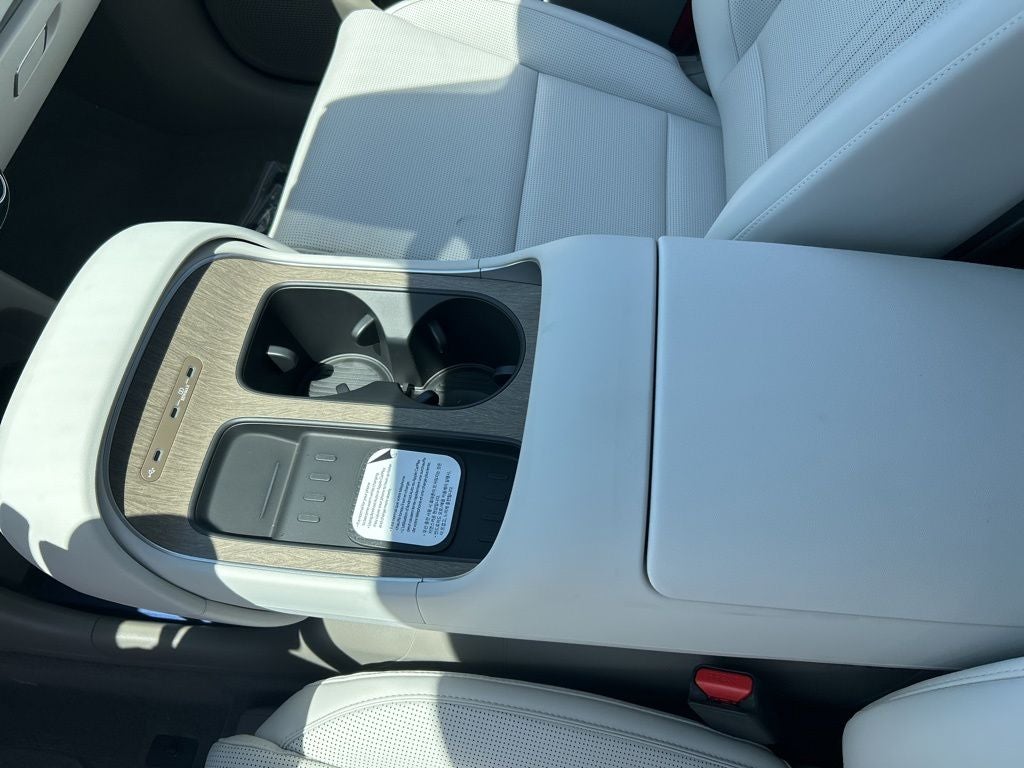 2026 Hyundai PALISADE HYBRID SEL 7 Passenger