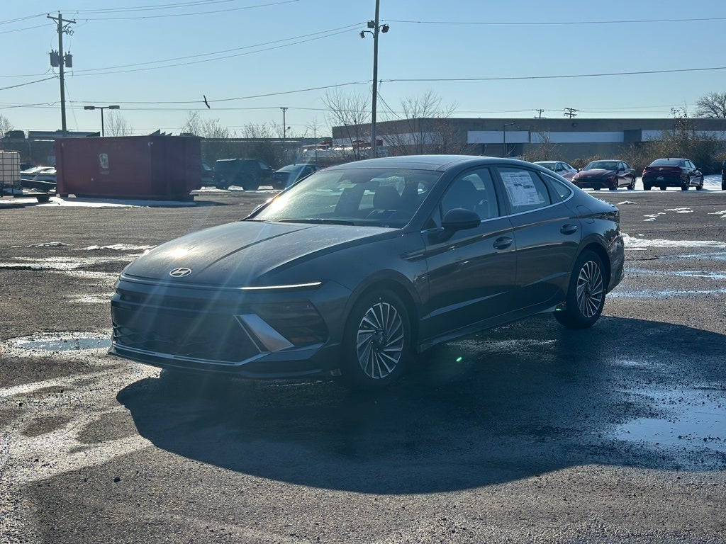 2026 Hyundai SONATA HYBRID SEL