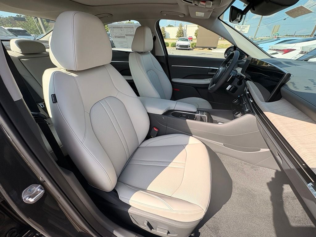 2026 Hyundai SONATA HYBRID Limited