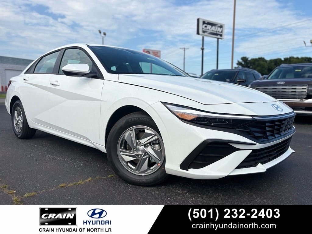 2026 Hyundai ELANTRA SE