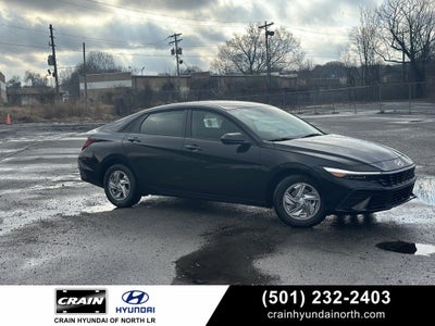 2026 Hyundai ELANTRA SE