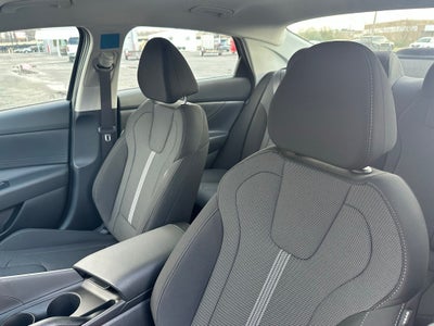 2026 Hyundai ELANTRA SE