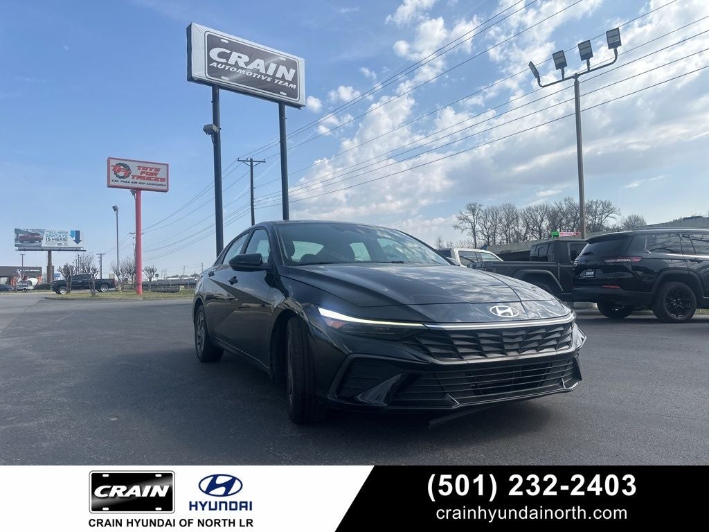 2024 Hyundai ELANTRA SEL