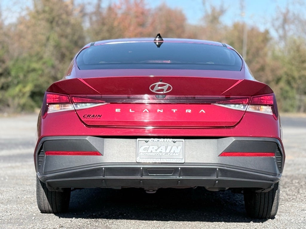 2024 Hyundai ELANTRA SEL