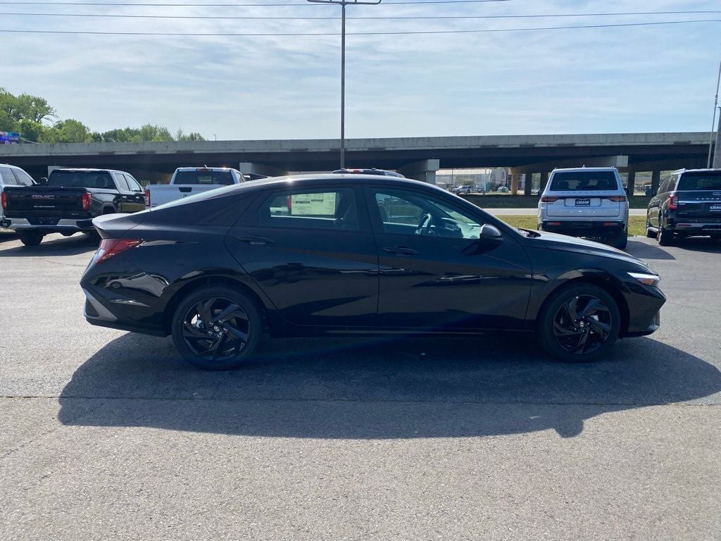 2026 Hyundai ELANTRA HYBRID SEL Sport