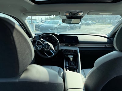 2025 Hyundai ELANTRA HYBRID Limited