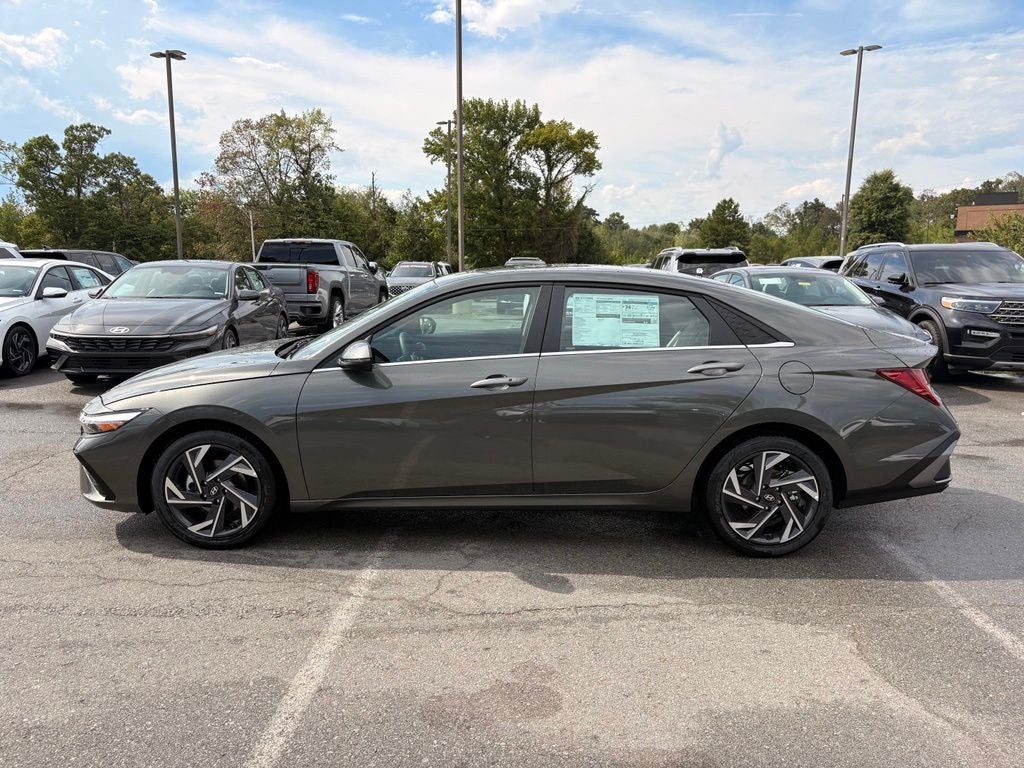 2026 Hyundai ELANTRA Limited