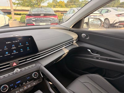 2026 Hyundai ELANTRA Limited