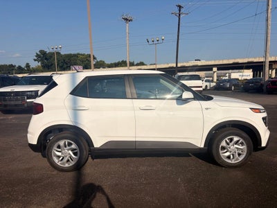 2026 Hyundai VENUE SE